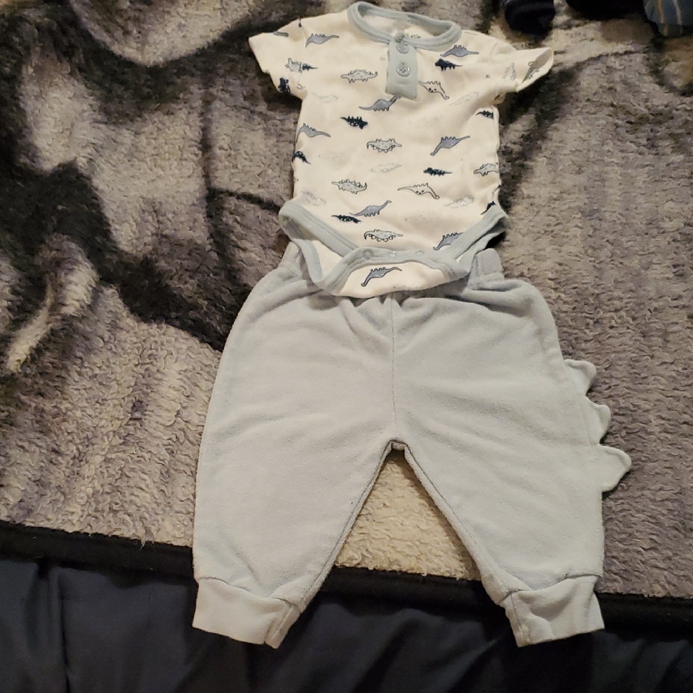 Chick Pea Dinosaur Print Kids Set - White and Gray